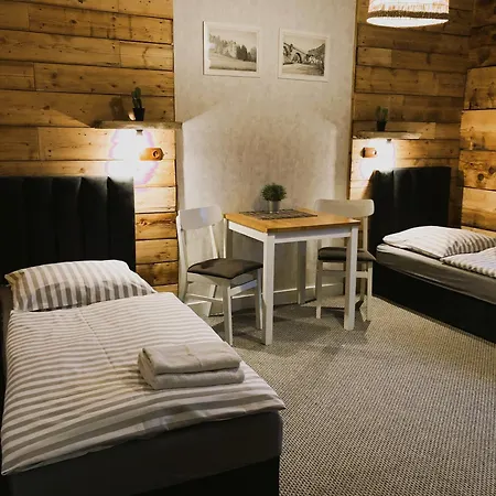 Gosciniec Rajec 3* Райча