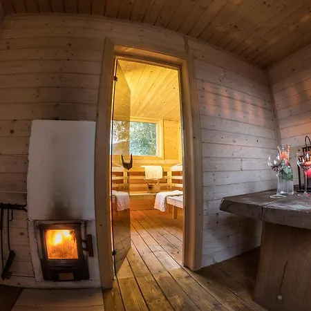 Alojamento de Acomodação e Pequeno-almoço Gosciniec Rajec 3*