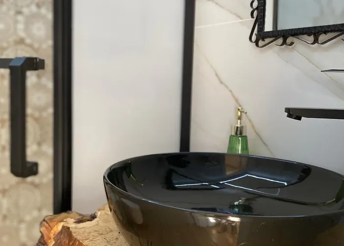 לינה וארוחת בוקר Gosciniec Rajec 3*